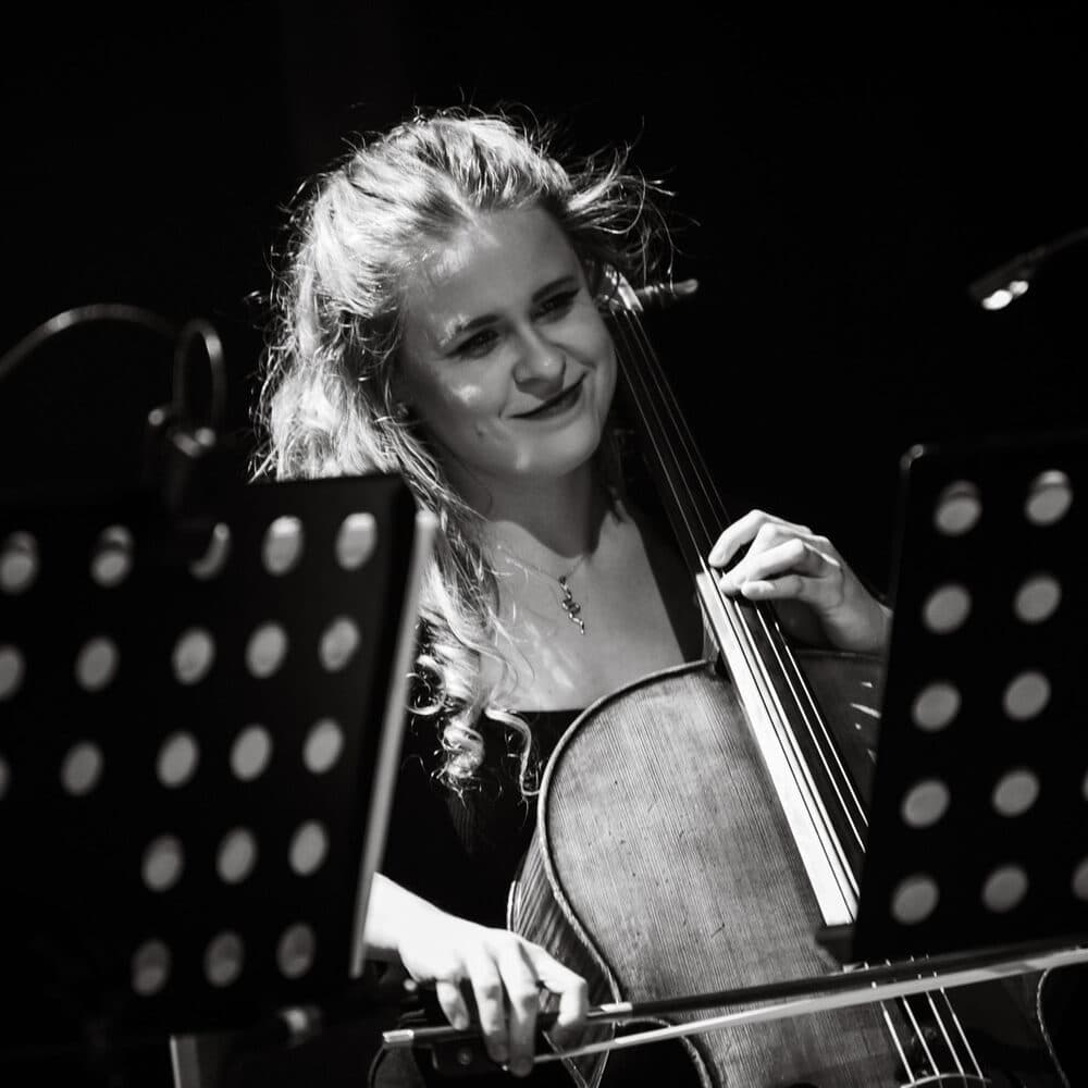 Małgorzata Namiot — Cello at Music Hub Academy